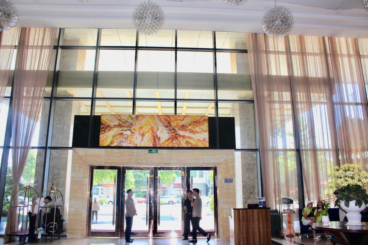 โรงแรมมวง ตาน แกรนด์ ดานัง ภายนอก รูปภาพ
